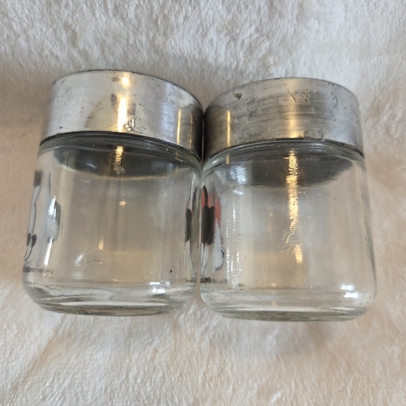Vintage Walt Disney World Mickey Minnie Mouse Glass Salt Pepper Shakers - Picture 4 of 10